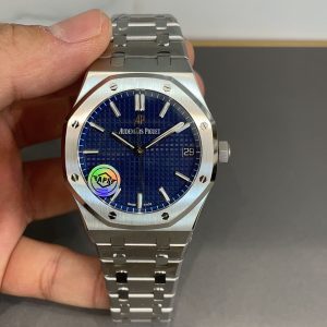 Audemars Piguet Royal Oak 15500 V2 Super Clone Luxury Replica Watch 1101131216 - front view