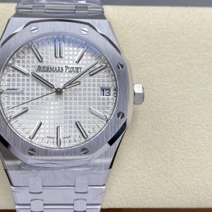 Audemars Piguet Royal Oak 1:1 Super Clone Luxury Replica Watch 1120857178 - front view | Audemars Piguet