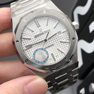 Audemars Piguet Royal Oak Super Clone Watch | Premium 1:1 Replica 1128616670 - side view