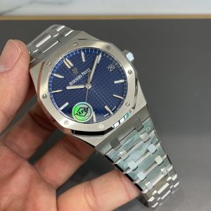 Audemars Piguet Royal Oak 15500 V2 Super Clone Luxury Replica Watch 1101131216 - side view