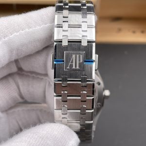 Audemars Piguet Royal Oak 15510 Super Clone Watch in White 1120857151 - macro shot | Audemars Piguet