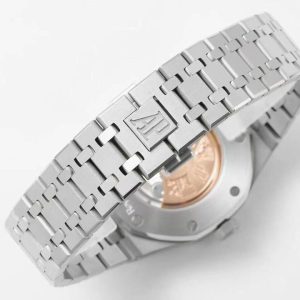 Audemars Piguet Royal Oak 15400 Premium Replica Watch & Super Clone 1103595923 - front view | Audemars Piguet