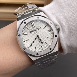 Audemars Piguet Royal Oak 15510 Super Clone Watch in White 1120857151 - front view | Audemars Piguet